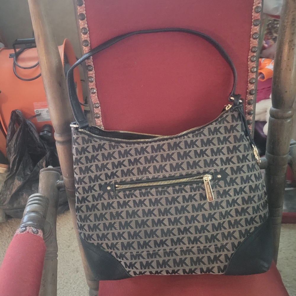 MICHAEL KOR SHOULDER BAG